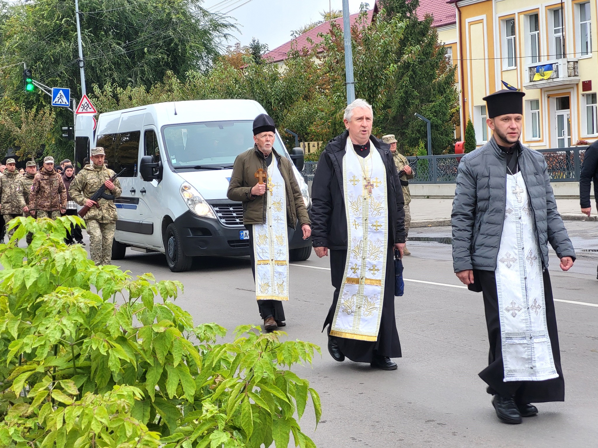 Понад сімнадцять місяців рідні жили в невідомості: на Волині попрощались з Героєм Михайлом Гарбузом