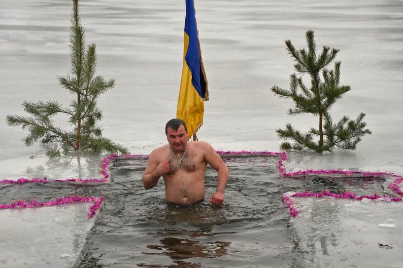 Бійці двох волинських бригад відзначили Водохреще. ФОТО