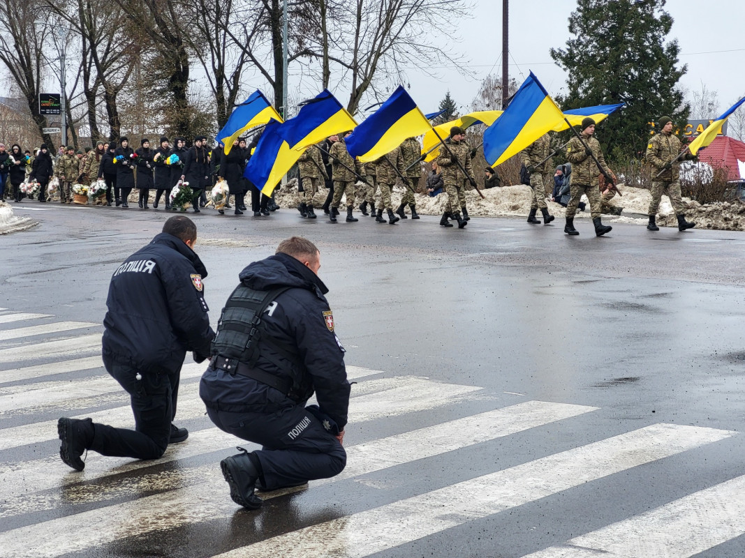 Два прощання в один день: на Волині провели в останню дорогу Героїв, які загинули у боях з окупантами