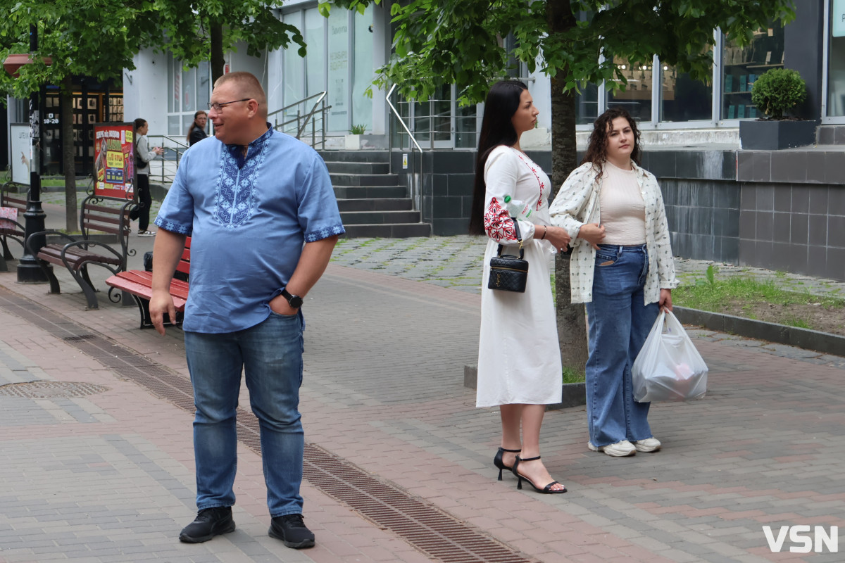 Луцьк у вишиванках. Фоторепортаж