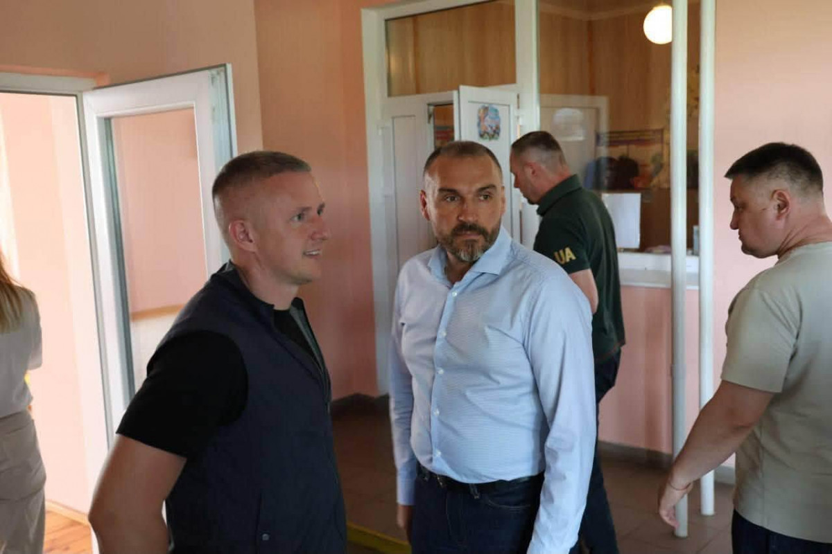 Дитячий садок потребує розширення, а водойми - у захаращеному стані: Андрій Разумовський відвідав Боголюбський округ