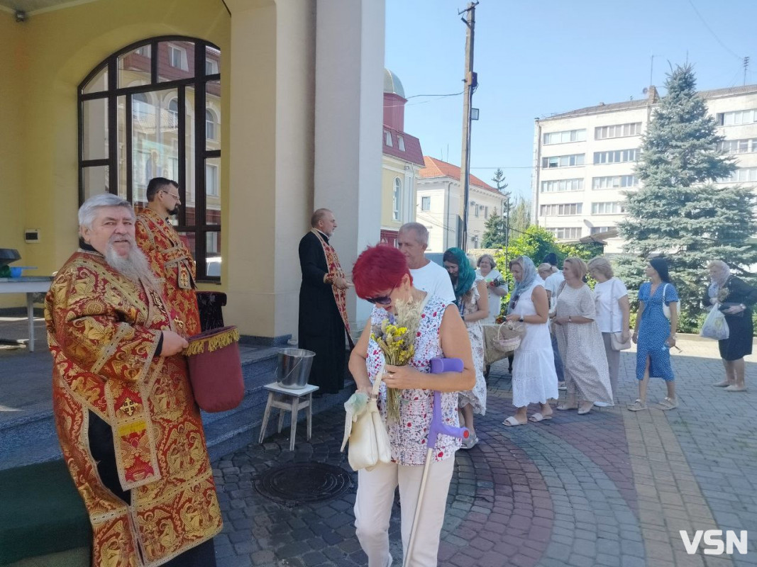 Як у Луцьку відзначають Маковія та що святять. Фоторепортаж