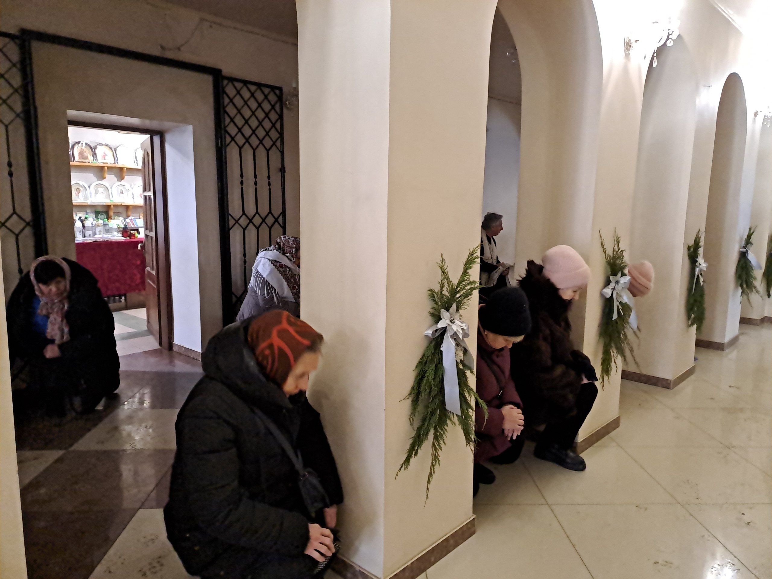 Мобілізували влітку: на Волині в останню путь провели Героя Романа Сахарука