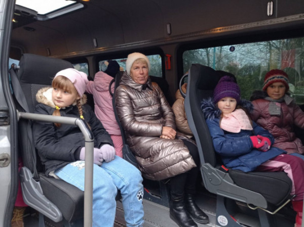 Попередній віддали на ЗСУ: Лаврівський ліцей на Волині отримав новий шкільний автобус