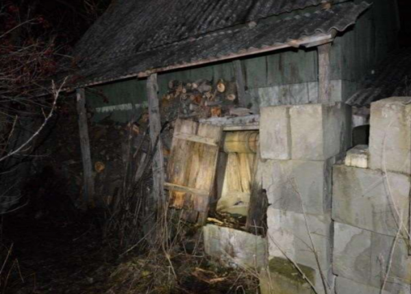 Убивця ховався у хаті-пустці: деталі подвійного вбивства у Луцькому районі