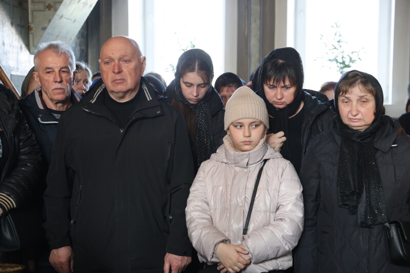 У Луцьку провели в останню дорогу полеглого воїна Дениса Савчука