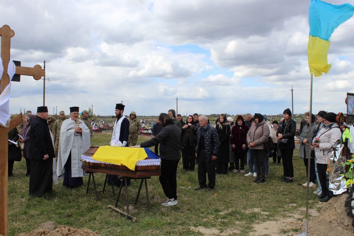 Майже два з половиною роки невідомості: на Волині в останню путь провели Героя Андрія Климюка
