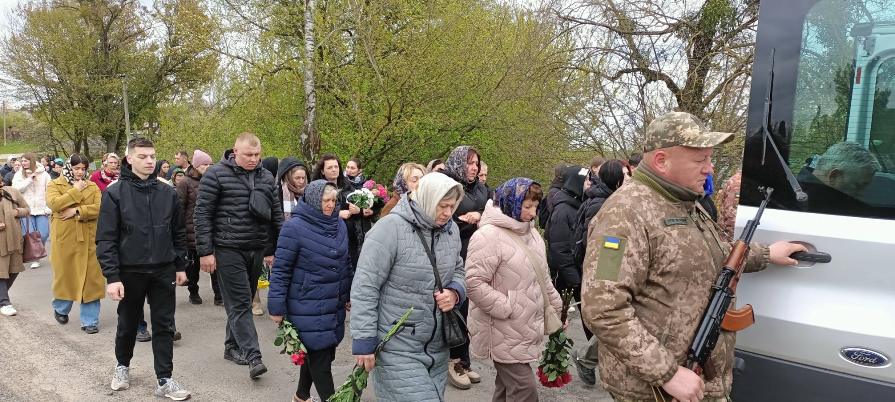 У липні став до лав захисників, а в листопаді - загинув: біля Луцька поховали Героя Миколу Андрійчука, який вважався зниклим безвісти