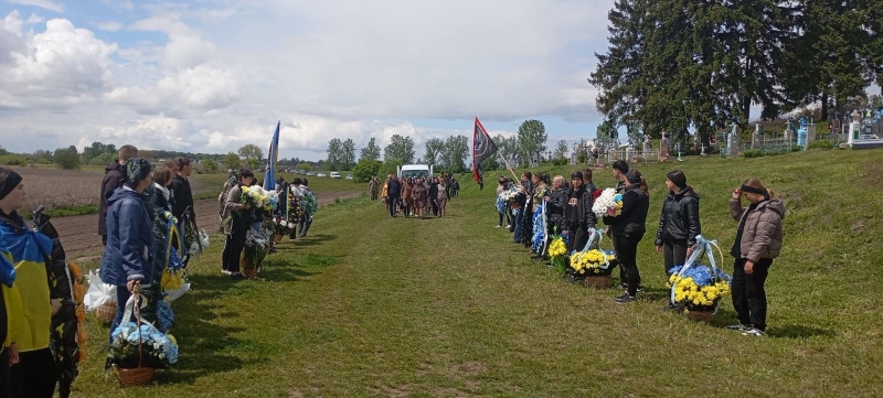 Загинув у бою понад два роки тому: на Волині попрощались з Героєм Григорієм Душним