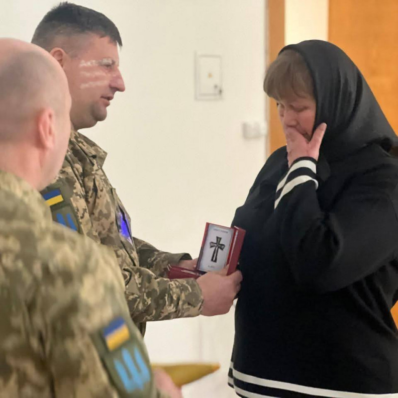 Родинам двох полеглих воїнів із Волині вручили ордени «Хрест Героя»