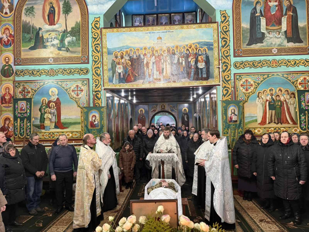 Маленький синочок залишився без батька: на Волині попрощалися з Героєм Сергієм Гулем