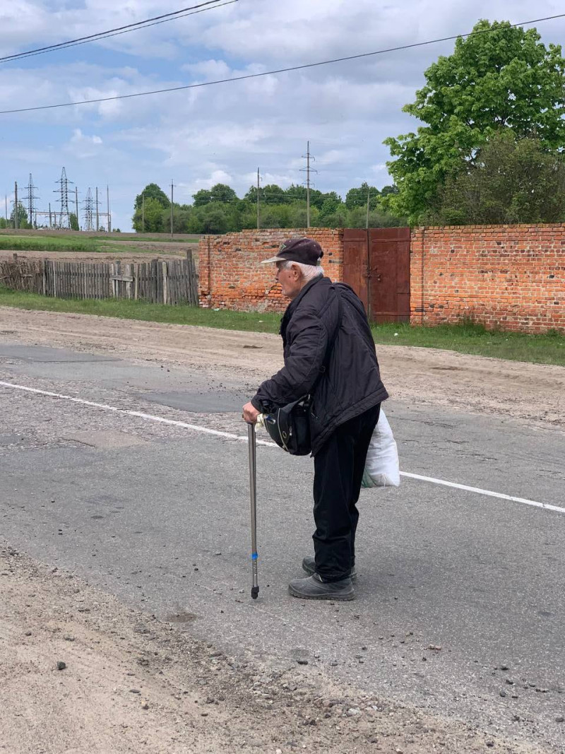 Волинські поліцейські розшукують 78-річного чоловіка, який зник дорогою додому
