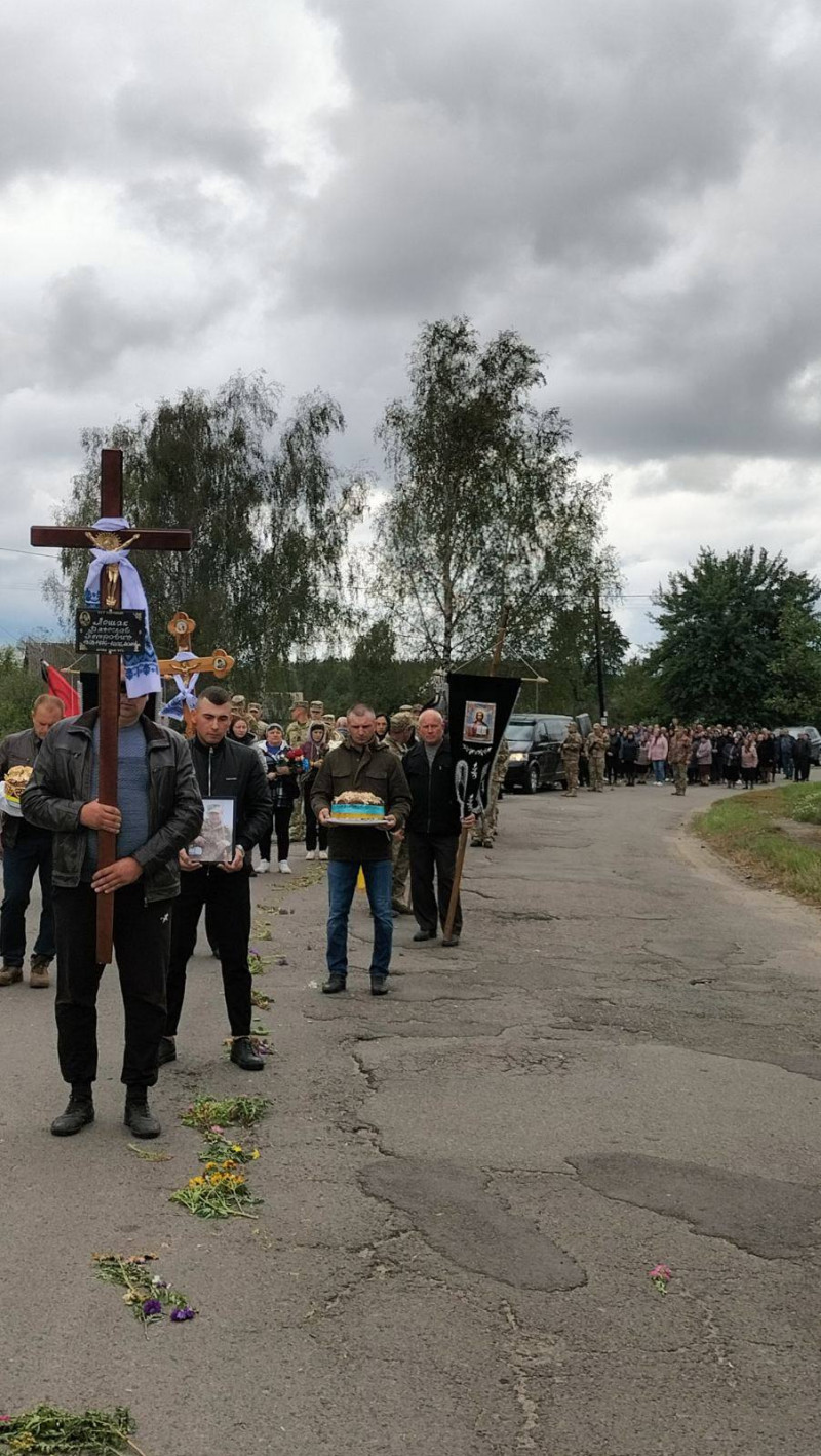 Назавжди 49: на Волині попрощалися з Героєм В'ячеславом Лошаком