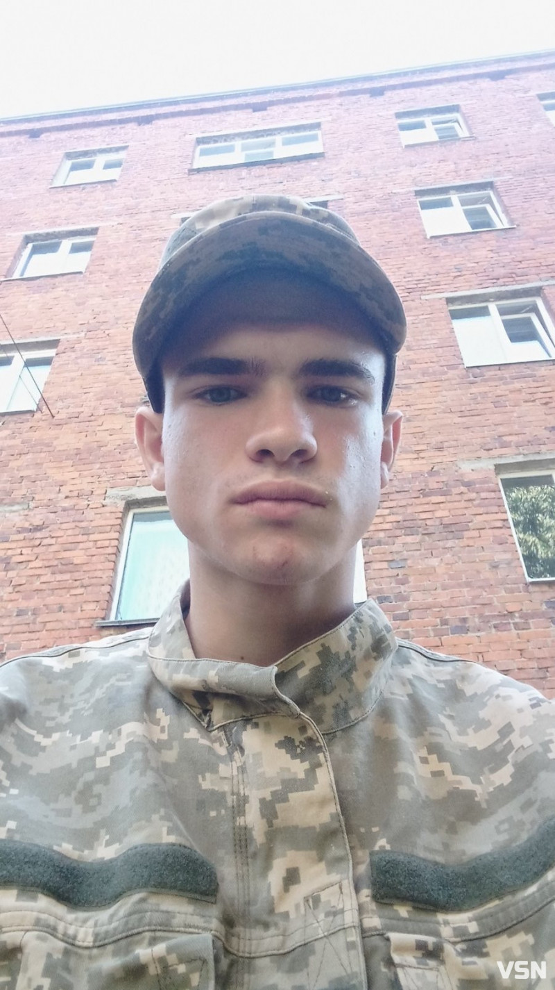 На Великдень обидві матері прощалися із сином назавжди: спогади про полеглого захисника з Волині Любомира Картишева