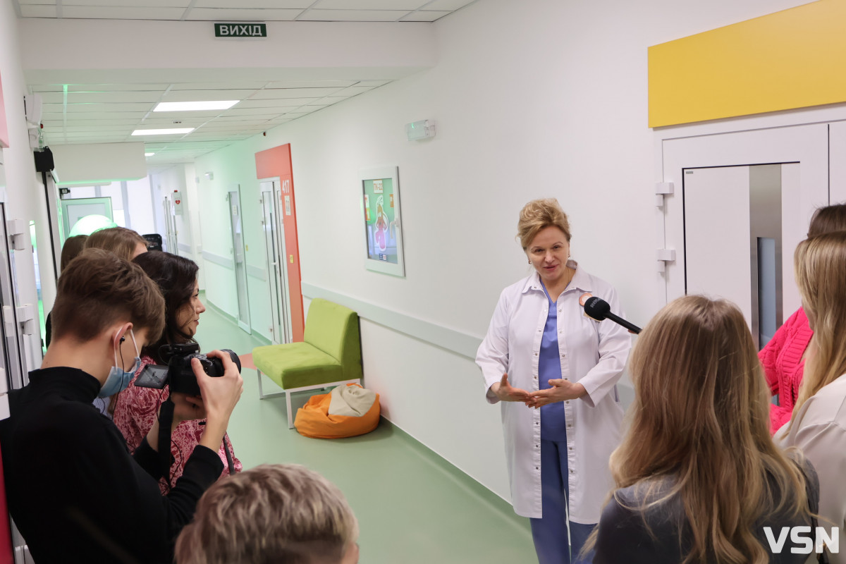 У Луцьку благодійники передали дитячому онковідділенню обладнання за понад 700 тисяч гривень