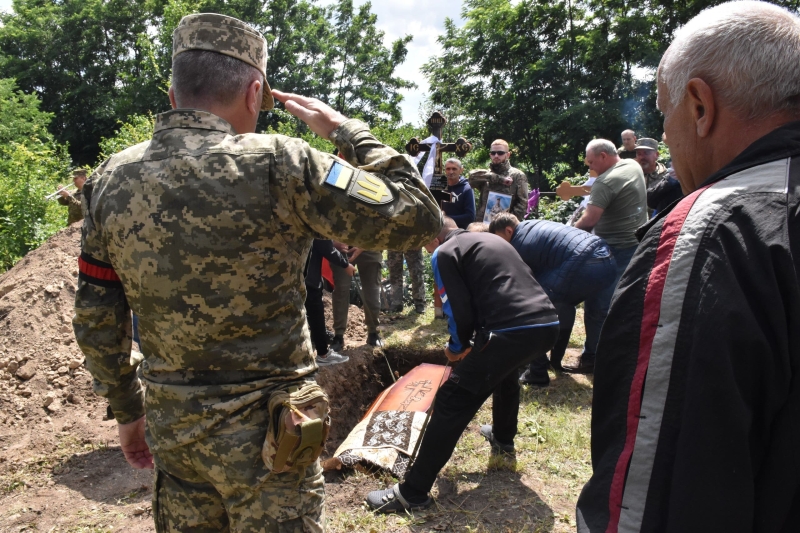 Загинув у бою: на Волині попрощалися з Героєм Сергієм Михальчуком