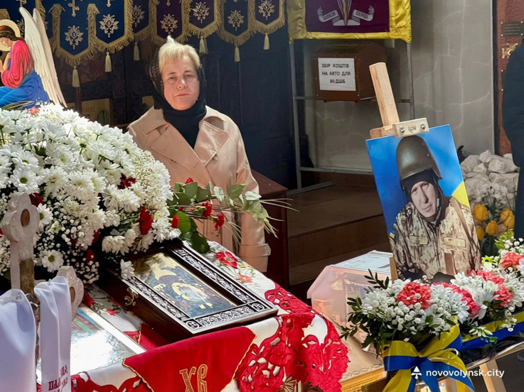 На Волині провели в останню дорогу 34-річного Героя Сергія Марчука