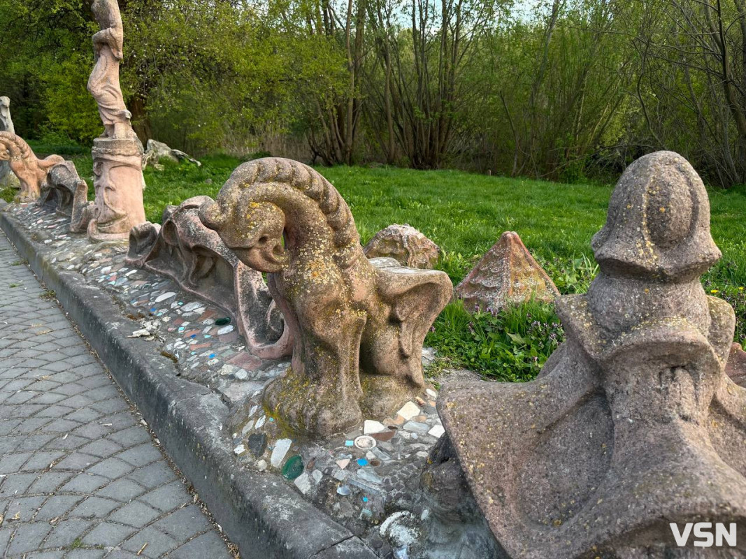 Весняний вечір у Старому місті Луцька. Фоторепортаж