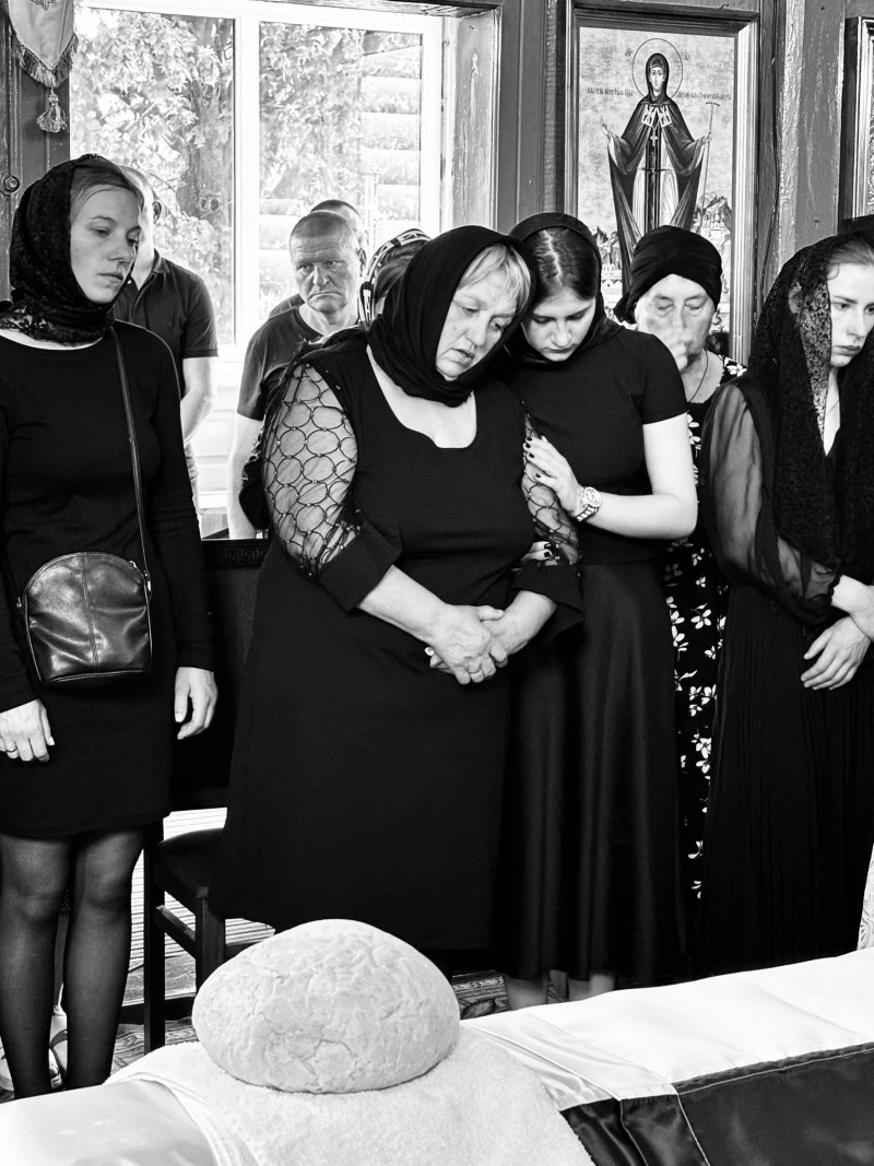 Загинув унаслідок авіаційного удару: на Волині попрощались з Героєм Дмитром Калінчуком