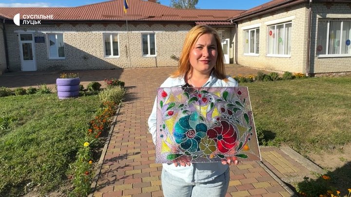 Чоловіки – на фронті, жінки – за трактори: як живе село на Волині