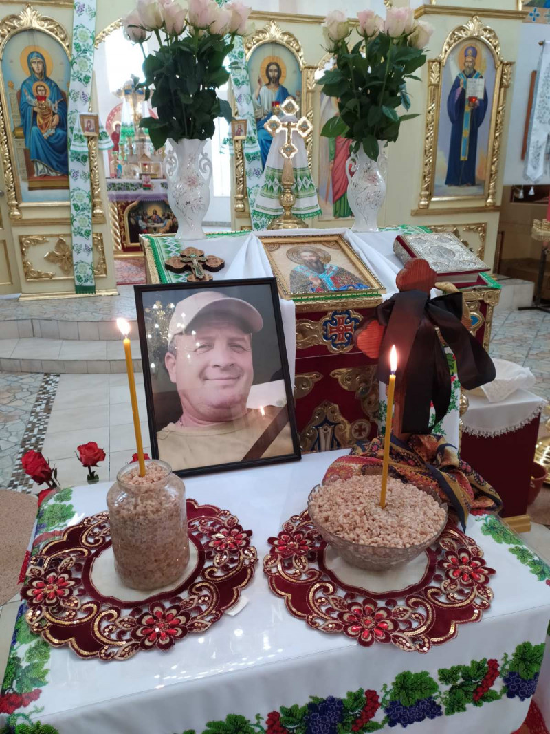 Ворожий дрон обірвав життя Героя: на Волині прощались з полеглим воїном Олегом Беценком