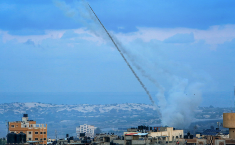 По Ізраїлю завдано масованого ракетного удару: є поранені та загибла