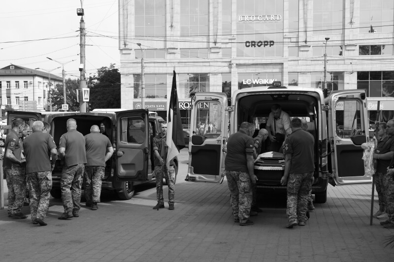 Два прощання в один день: у Луцьку в останню путь провели Героїв Володимира Закреву та Олександра Матвійчука