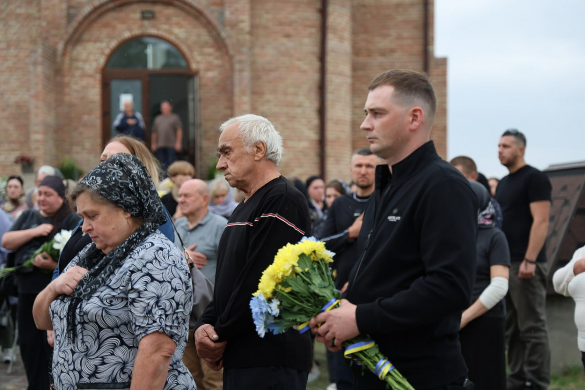 Поліг у бою у жовтні 2024 року: на Волині провели в останню путь Героя Ігоря Лавришина