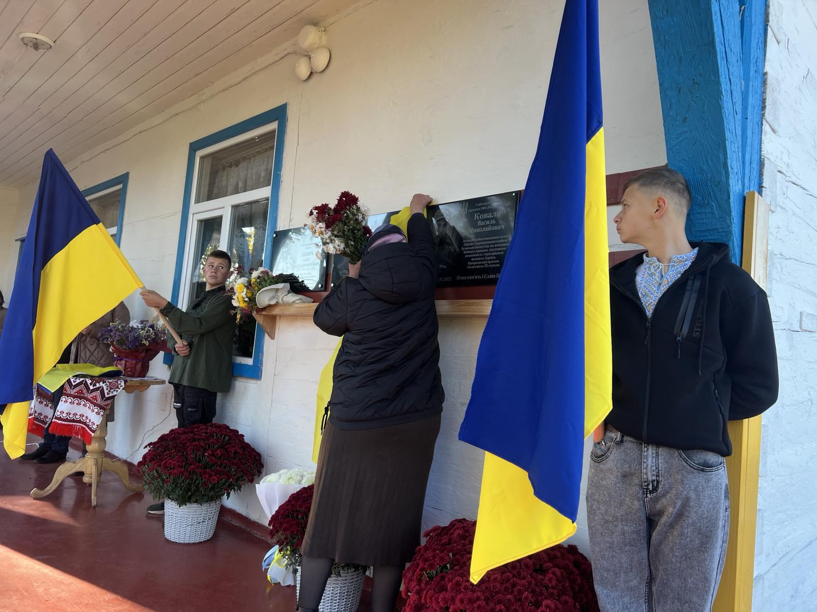 У громаді на Волині відкрили меморіальні дошки трьом загиблим Героям