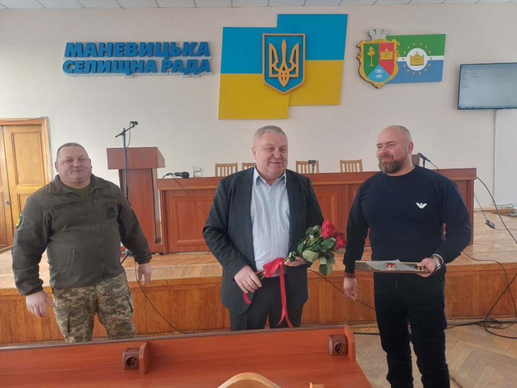 На Волині захиснику вручили «Золотий Хрест» за мужність на фронті