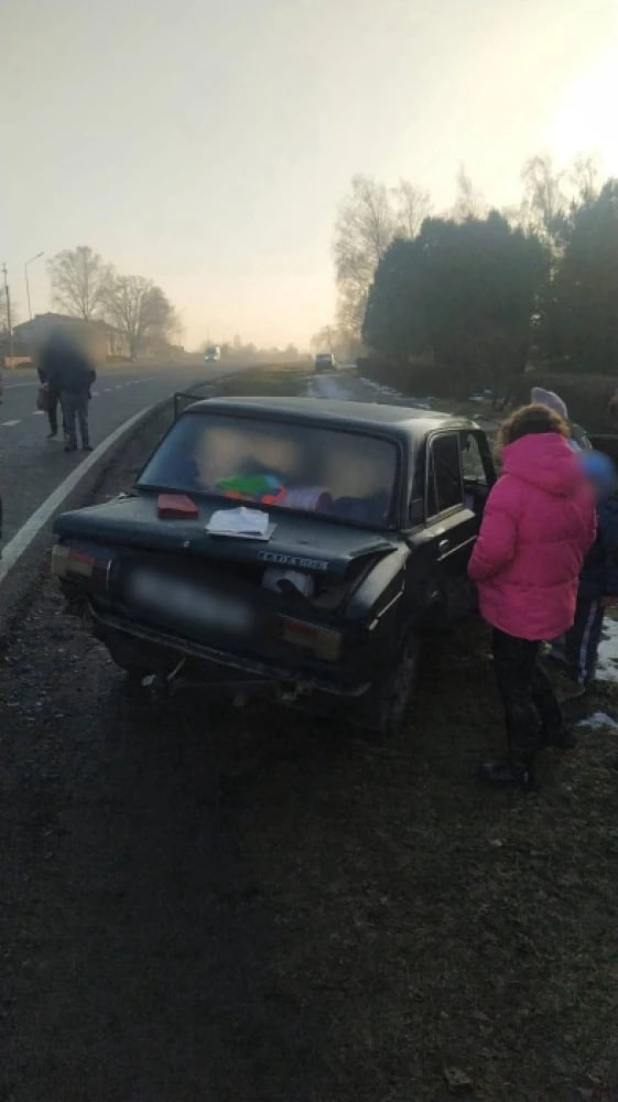 На Волині вантажівка зіткнулась із легковиком: є потерпілі