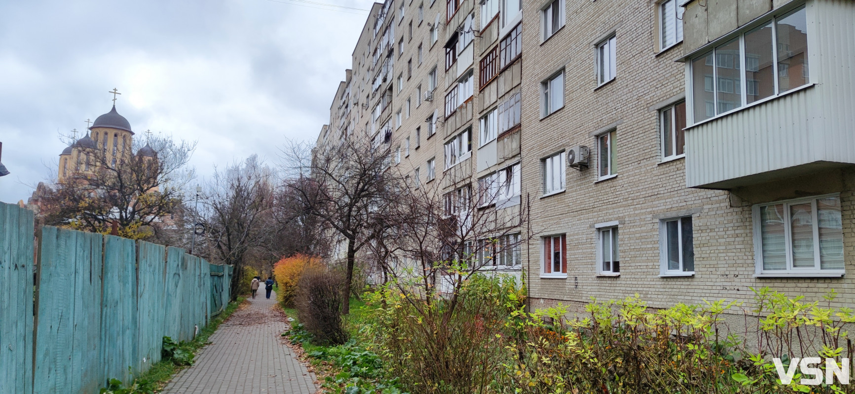 Три кілометри життя: фоторепортаж із найдовшого будинку України в Луцьку