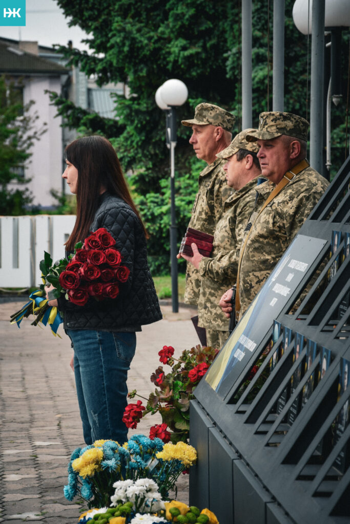 За мужність: на Волині рідним полеглих захисників вручили державні нагороди
