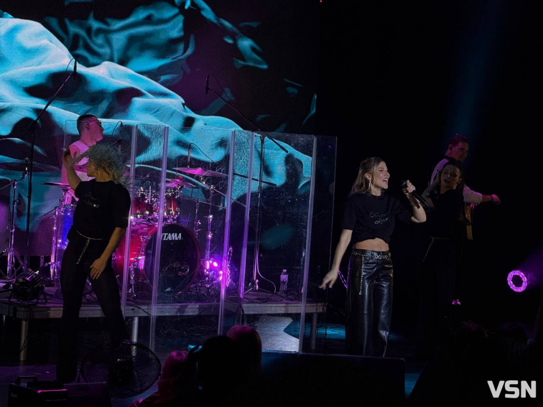 Alena Omargalieva виступила у Луцьку: аншлаг, благодійність і найкращі хіти