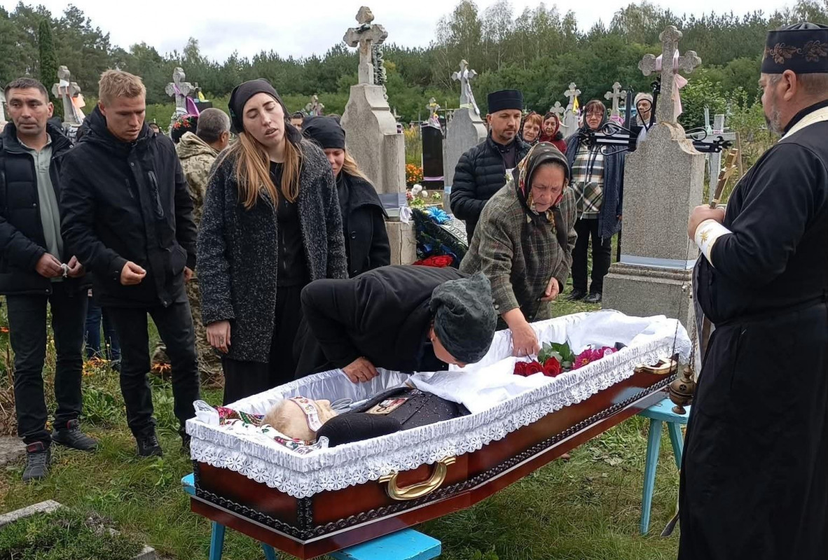 Поховали за день до 57-річчя: на Волині попрощалися із захисником Ростиславом Мельничуком