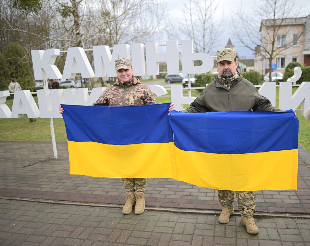 На Волині зустріли звільненого з полону військового