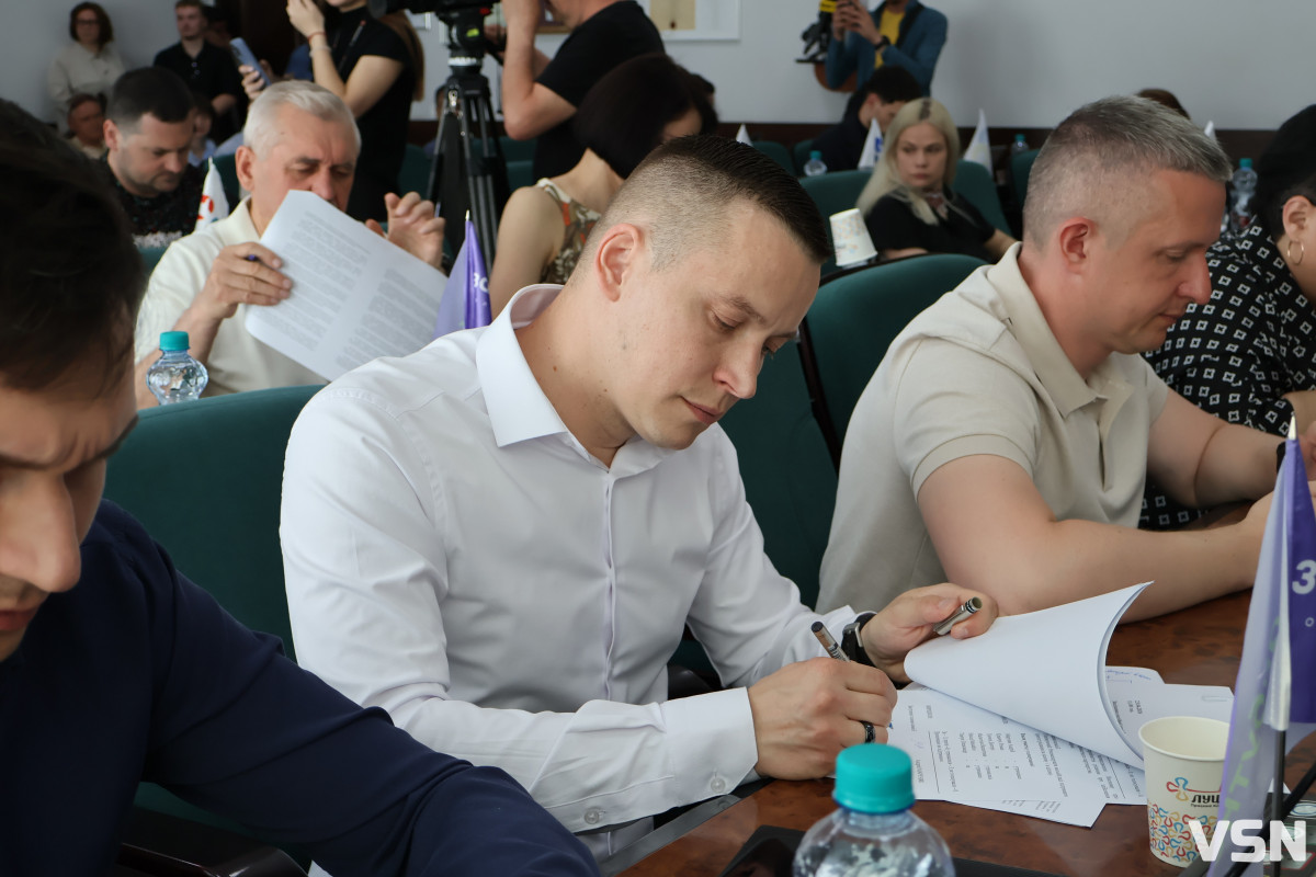 Травнева сесія Луцької міської ради: ключові тези. Фоторепортаж