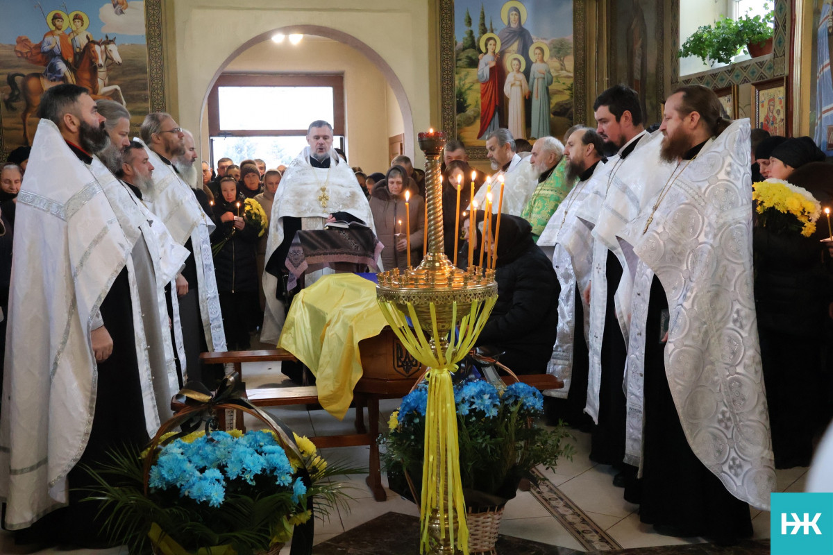 На Волині попрощалися з Героєм Олександром Варенцовим