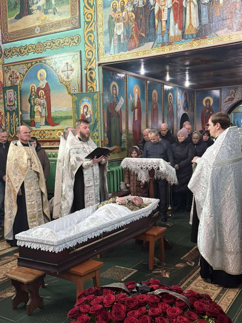 Маленький синочок залишився без батька: на Волині попрощалися з Героєм Сергієм Гулем