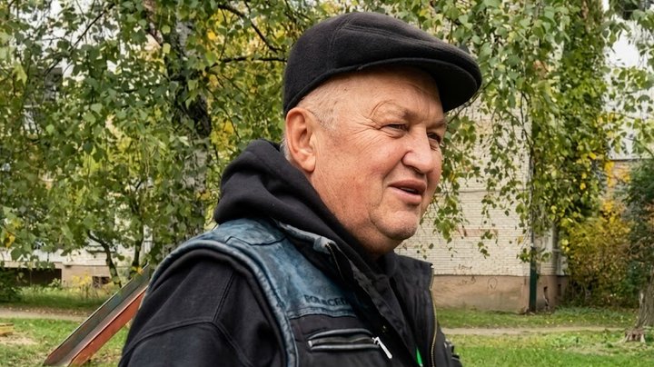 «Це все, що в мене залишилося»: у Ковелі після атаки РФ згоріли вантажівки