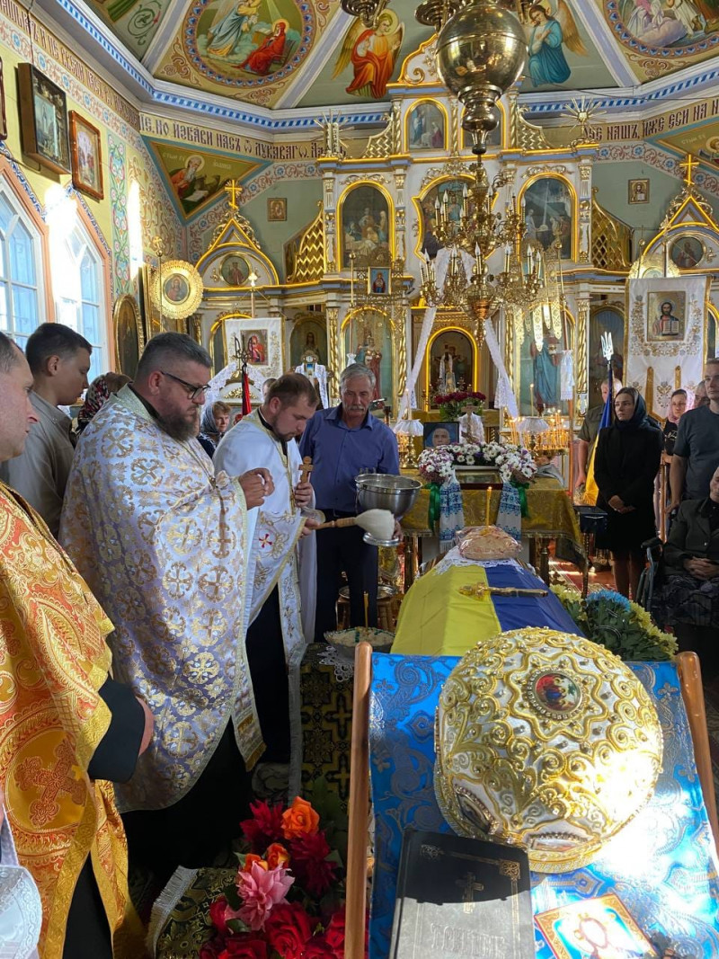 Вважався зниклим безвісти: на Волині попрощались із Героєм Петром Вакульчуком