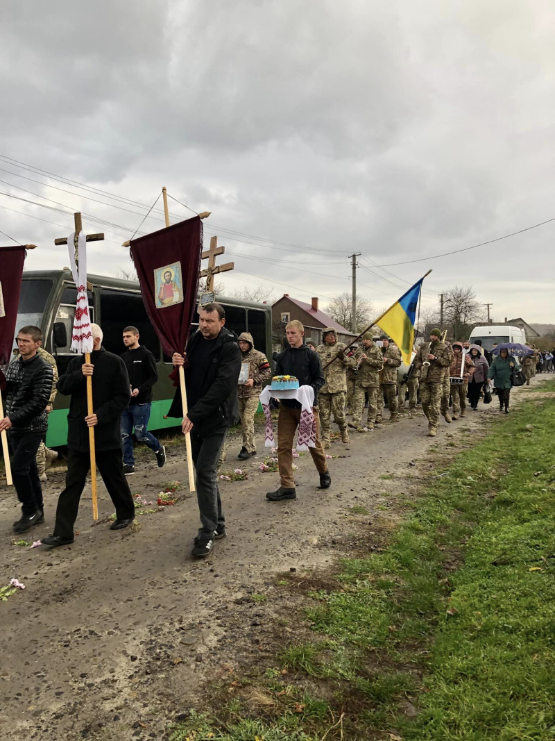 Воював 4 місяці: на Волині поховали 22-річного Героя Андрія Мельничука, який вважався зниклим безвісти