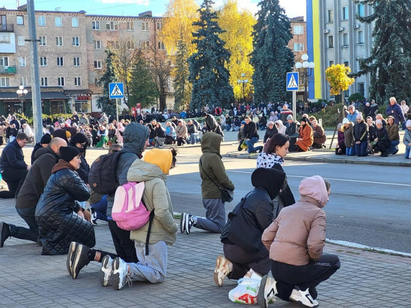 Дві втрати в одній громаді: на Волині попрощалися із Героями Олегом Подліпінським та Романом Рибчуком