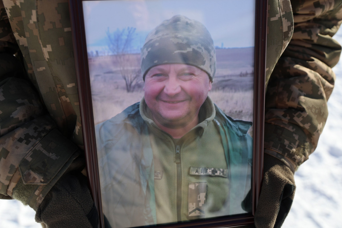 Навіки 43: у Луцьку попрощалися з Героєм Миколою Северенюком