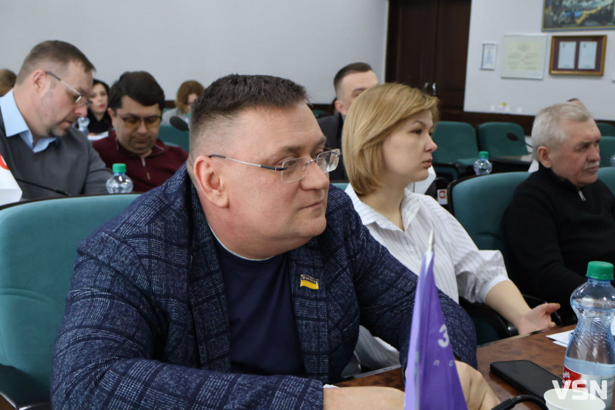 Лютнева сесія Луцької міськради. Фоторепортаж