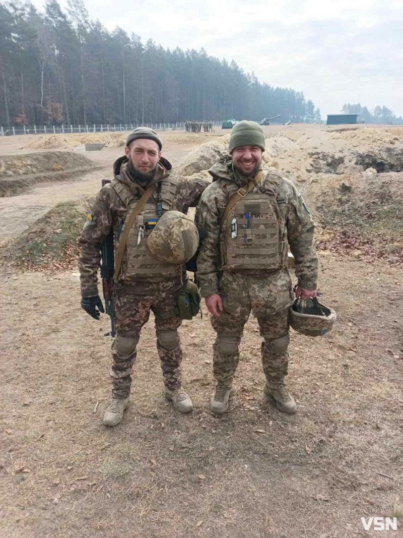 Після поранення міг більше не йти на війну, але там залишились його хлопці, яким був і за тата, і за маму: спогади про Героя з Волині Олександра Малєва