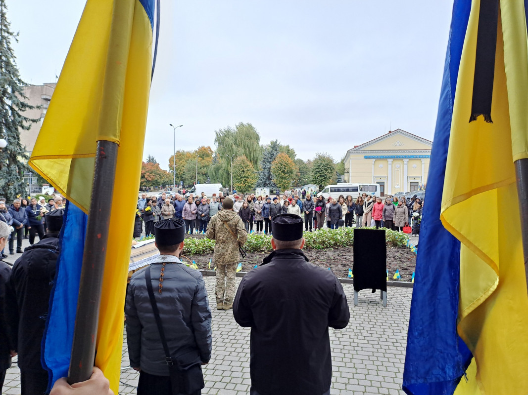 Мріяв створити сім’ю, але не судилося: на Волині попрощалися з Героєм Володимиром Кашубою