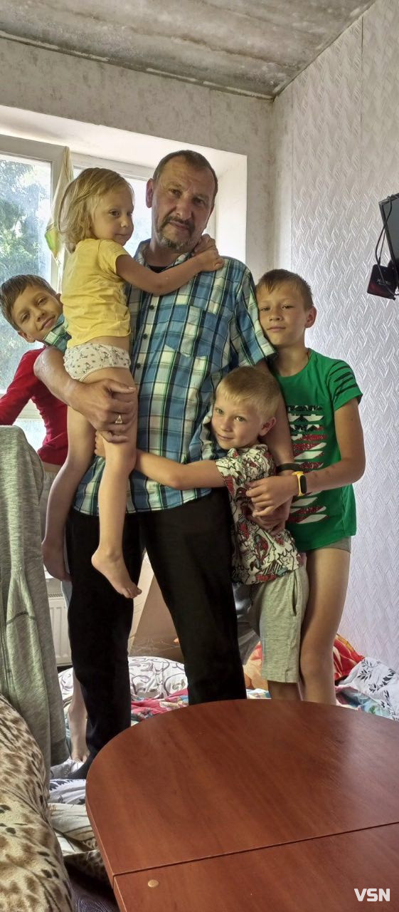 Син не знав, як сказати мамі, що батько уже ніколи не зателефонує: розповідь про життя і останній бій Героя з Волині Олександра Наумюка