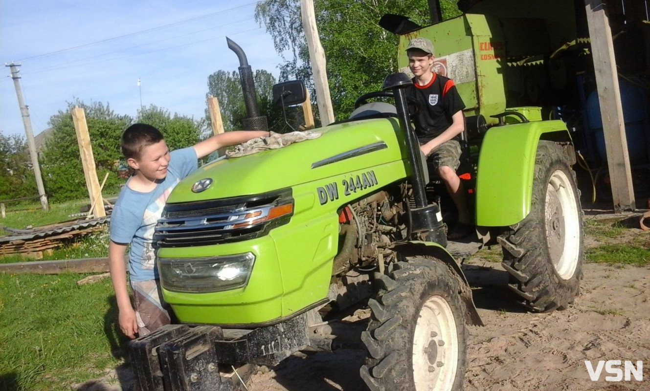 На Великдень обидві матері прощалися із сином назавжди: спогади про полеглого захисника з Волині Любомира Картишева