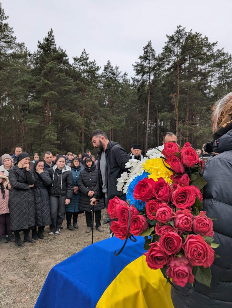 Майже два роки вважався зниклим безвісти: на Волині попрощалися з молодим захисником Дмитром Шудрою